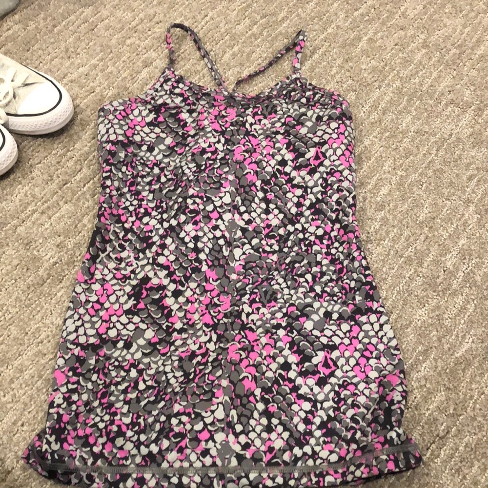 ivivia tank top